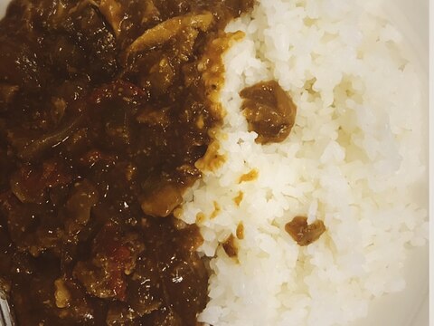 圧力鍋で簡単！野菜たっぷりカレー♪